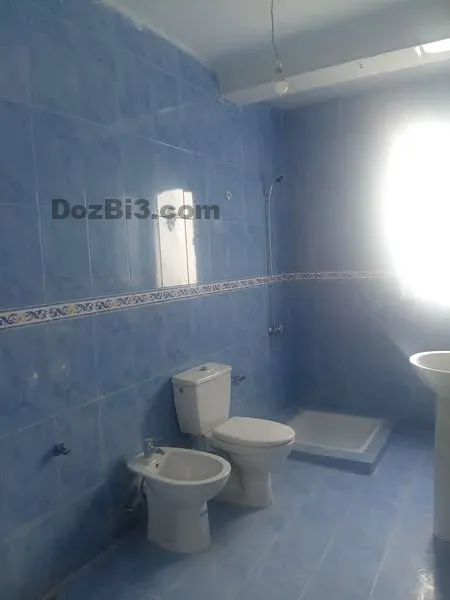 Appartement vide à louer complexe Hassani