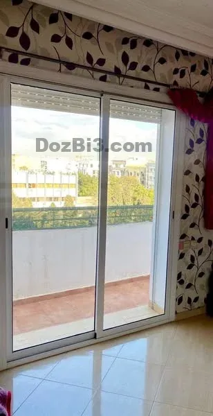 Chambre à louer Les hôpitaux meublée avec balcon