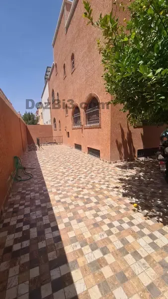 Villa à vendre près du quartier Sofia