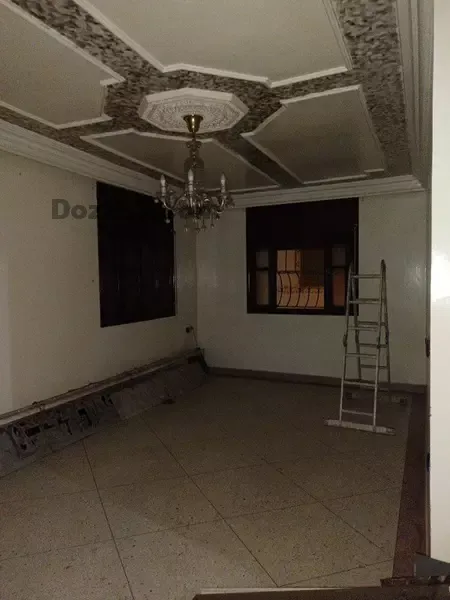 Appartement commercial à louer hay inbaat