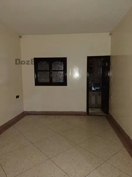 Appartement commercial à louer hay inbaat