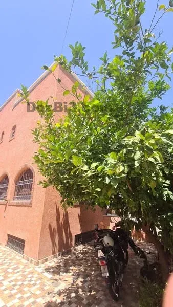 Villa à vendre près du quartier Sofia