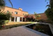 Villa à Louer meublée Agdal
