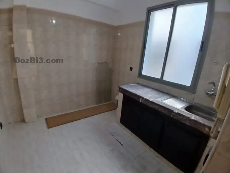 appartement vide à louer MABROUKA