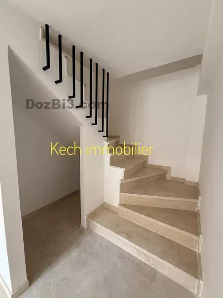 Duplex avec piscine à vendre Gueliz