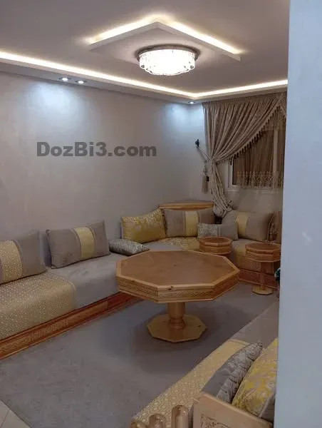 Appartement à louer au centre hay Salam
