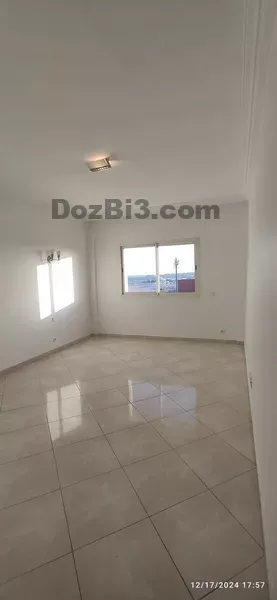 appartement non meublé à louer founty