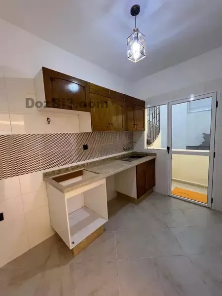 Appartement neuf et vide à louer à Trial Atlas