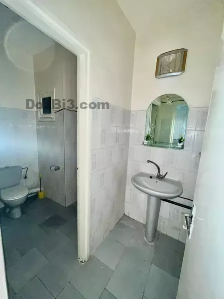 Appartement a louer quartier diour jamaa