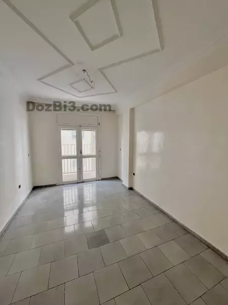 Appartement a louer quartier diour jamaa