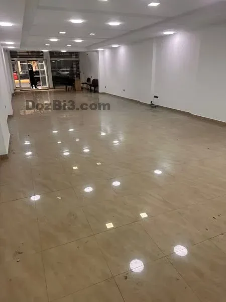 Magasin à louer 2 Mars