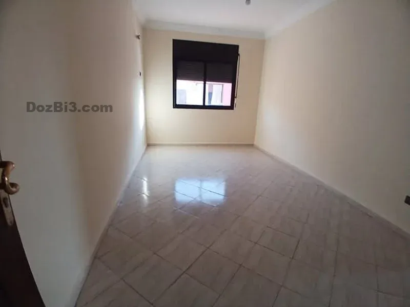 appartement vide a louer longue durée MABROUKA