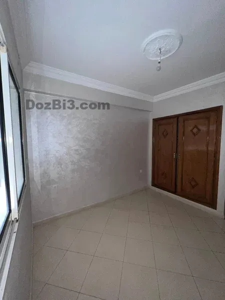 appartement non meublé à louer Souq El had
