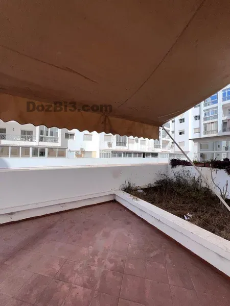 appartement non meublé à louer Souq El had