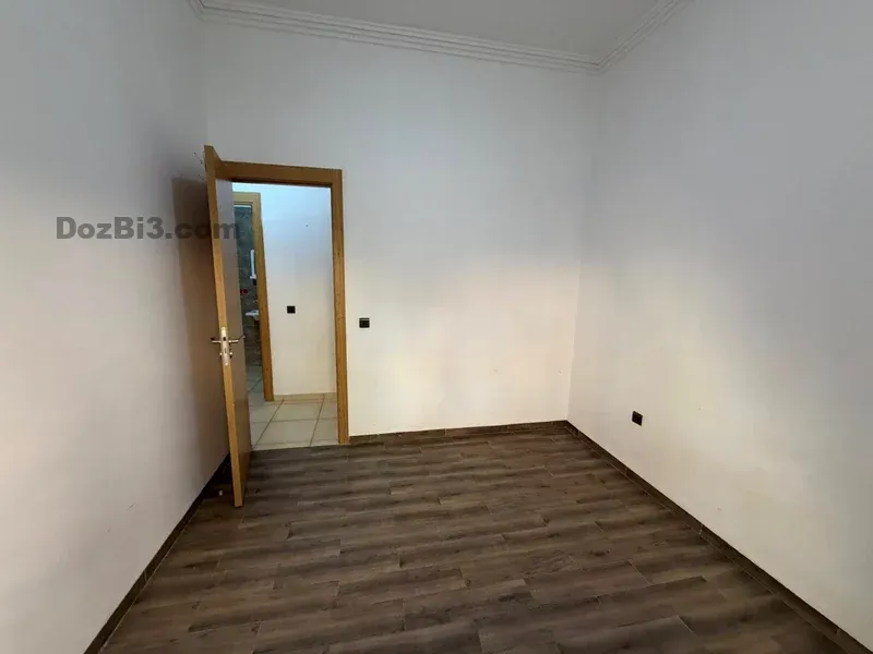 appartement vide à louer Basatin Targa