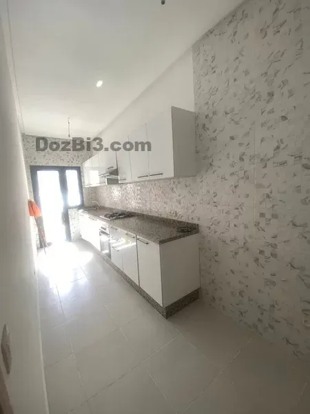 Appartement vide à louer à Harhoura
