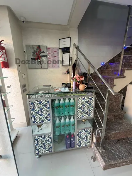 salon de coiffure bien équipé à vendre Mabrouka