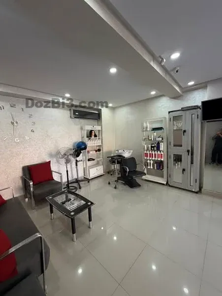 salon de coiffure bien équipé à vendre Mabrouka