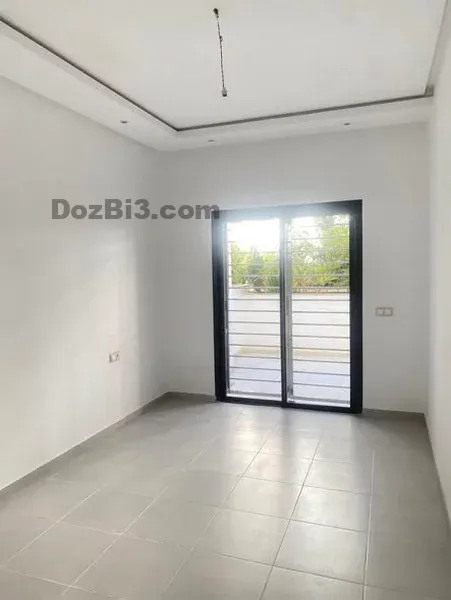 Appartement vide à louer à Harhoura