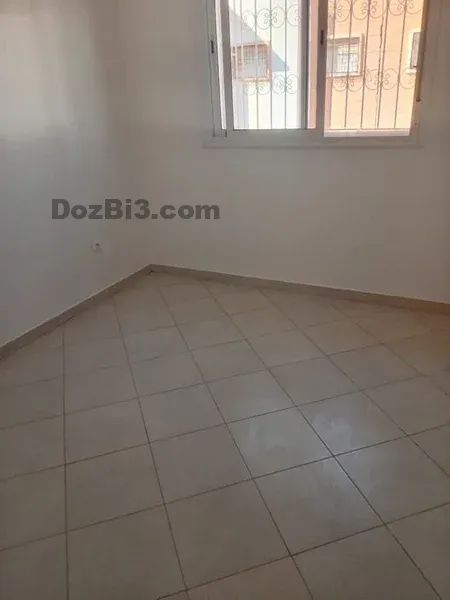 Appartement vide à louer hay Dakhla