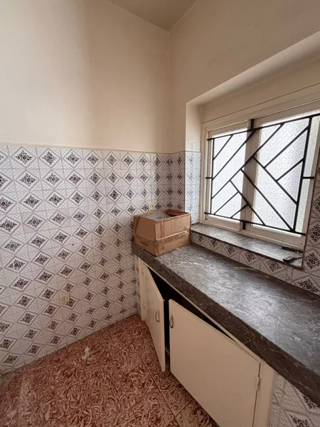 Appartement pour habitation out usage bureau Agdal