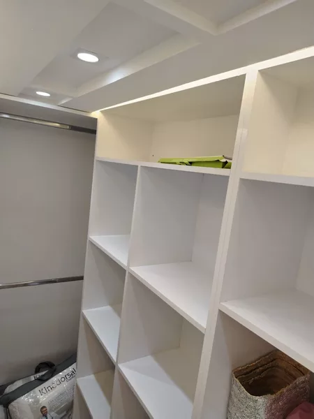 Studio meublé a louer longue durée quartier Tilila