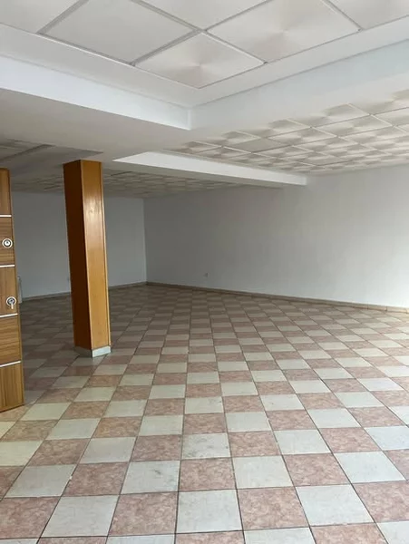 Bureau à Louer – Bd Abdelmoumen