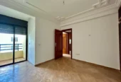 appartement entièrement rénové à louer Hay Riad