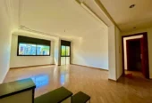 appartement entièrement rénové à louer Hay Riad