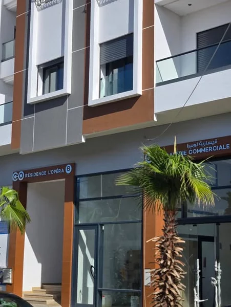 Magasin neuf à louer Salé