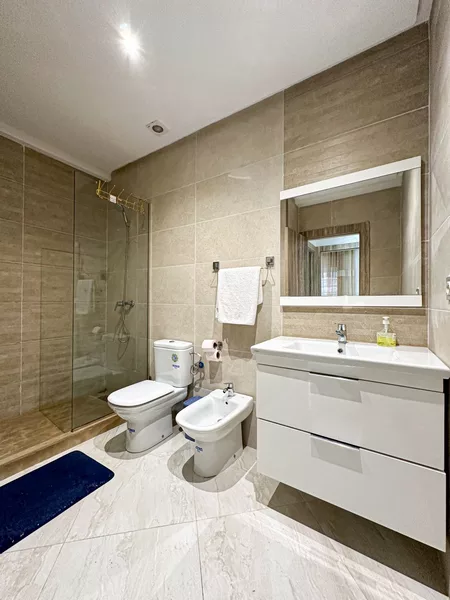 appartement de luxe à louer situé à Ghandouri