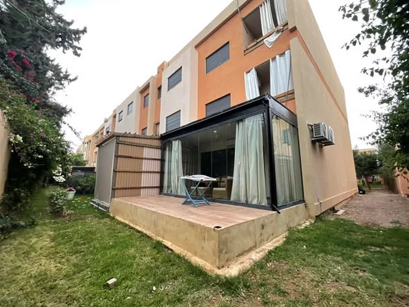 appartement à louer meublé dans résidence avec piscine