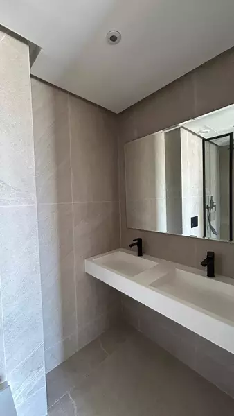 Superbe Appartement à Louer à CFC