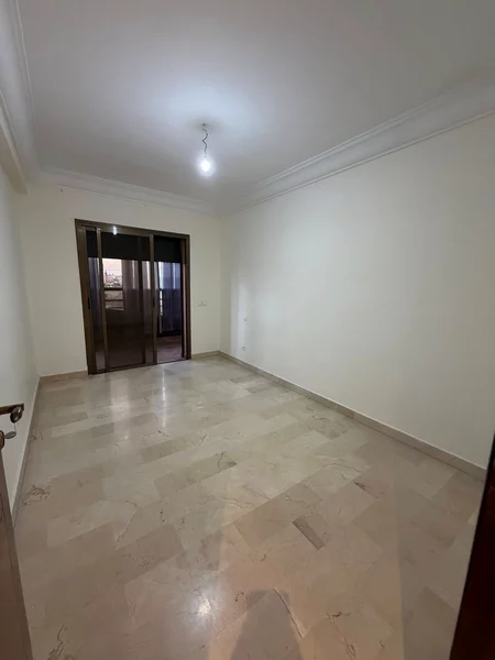 appartement vide à louer Semlalia