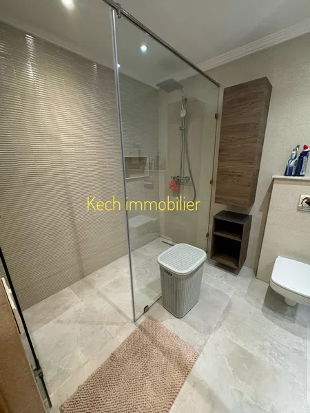 Appartement meublé à vendre avec piscine à Route de casa