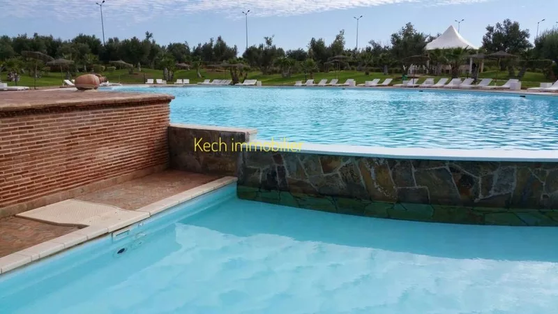Appartement à louer avec piscine et salle de sport Route de Casa