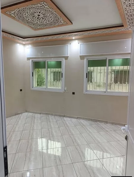 Appartement à louer hay Mesnana en face de la pharmacie Al-Inara