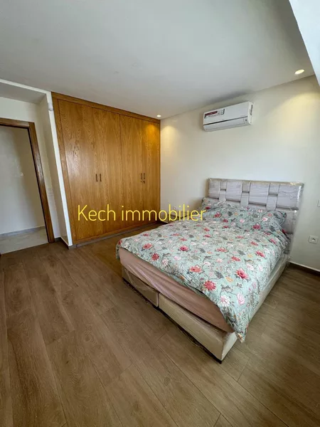 Appartement meublé à vendre avec piscine à Route de casa
