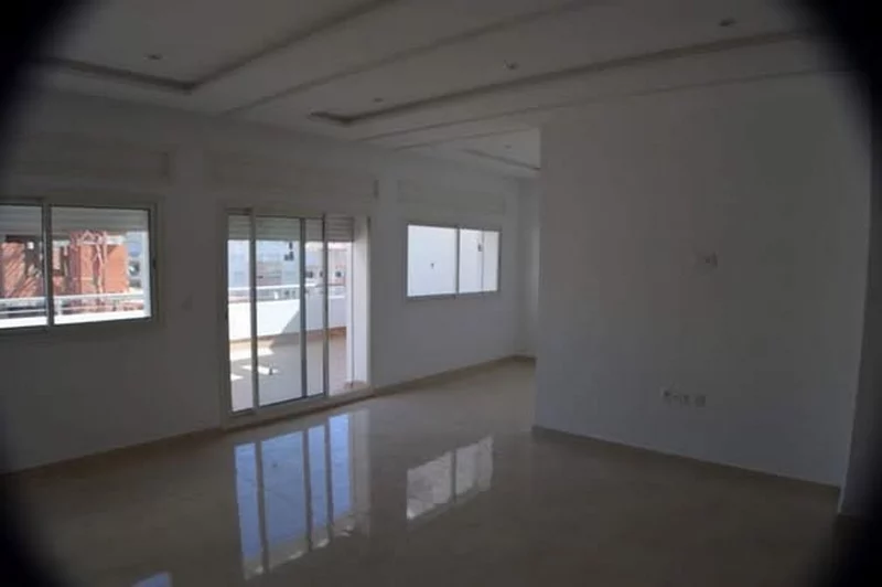 appartement à louer à coté de Sahat al Madina Tanger