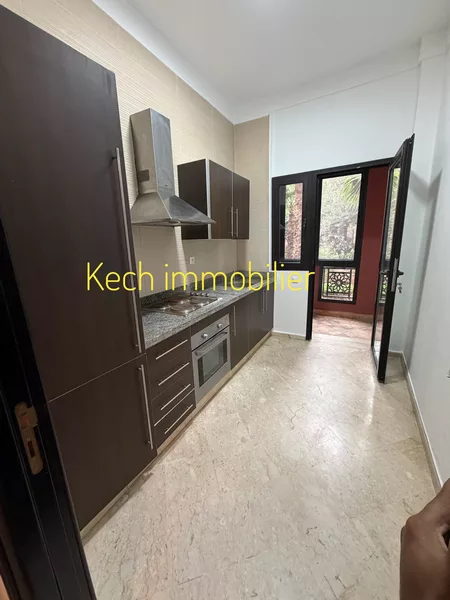 Appartement à louer avec piscine et salle de sport Route de Casa