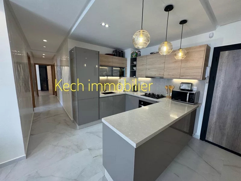 Appartement meublé à vendre avec piscine à Route de casa