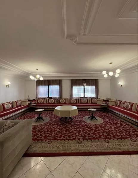 appartement à louer rue Driss 1