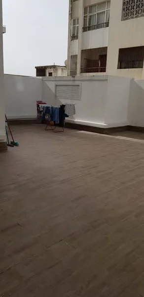 appartement à louer à coté de Sahat al Madina Tanger