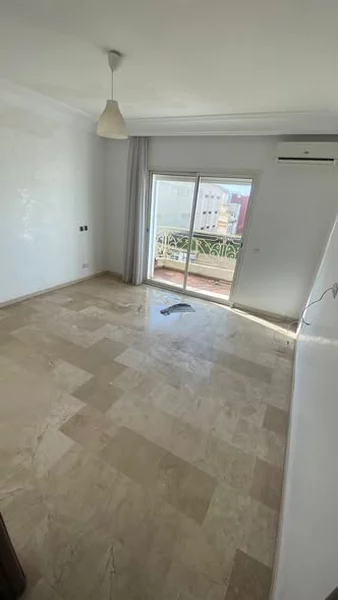 appartement à louer avec cheminé à Val fleuri