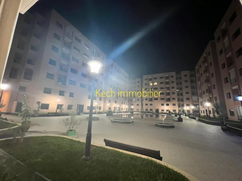 appartement vide avec piscine à louer Mabrouka