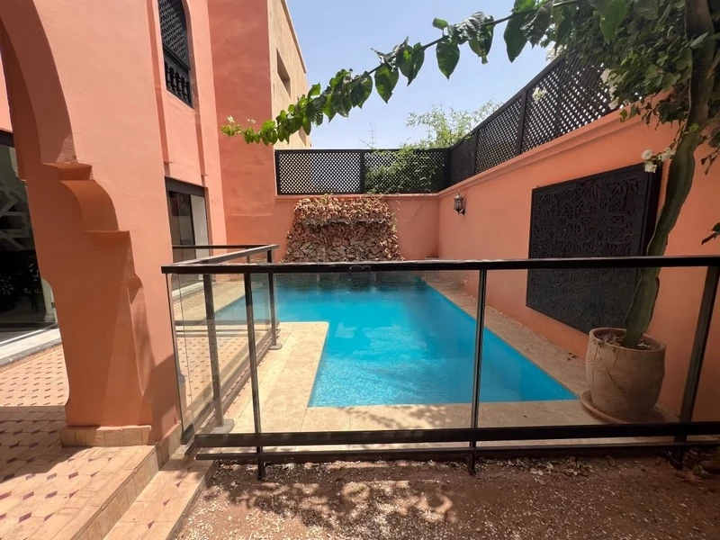 villa de luxe à vendre ROUTE DE FÈS