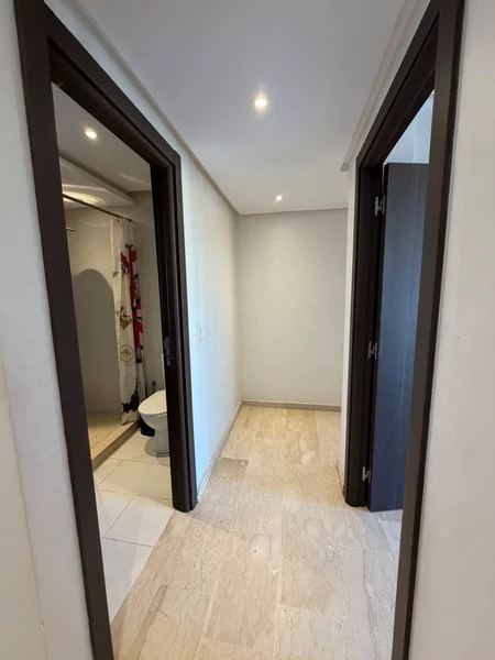 appartement vide avec piscine à louer Mabrouka