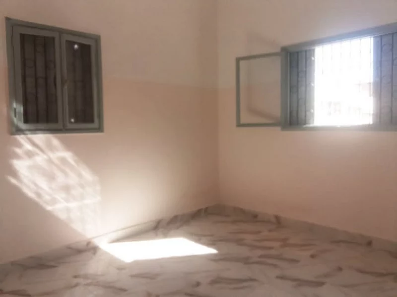 صالة كبيرة للكراء القامرة