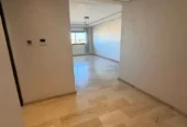 appartement vide avec piscine à louer Mabrouka