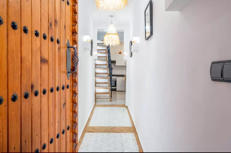 Riad titré rénové vendu meublé kasbah